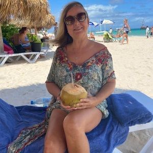 Meet your Posher, Louise